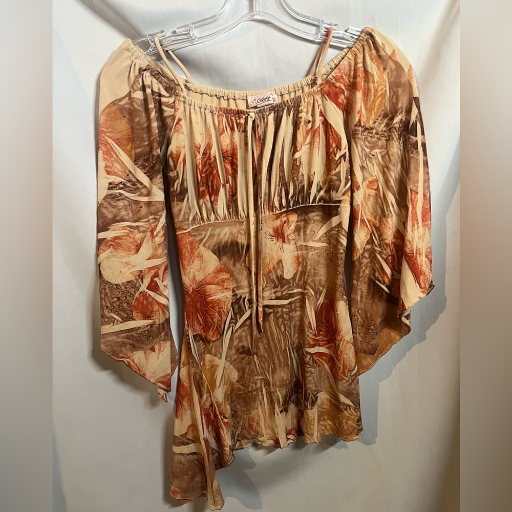 Opange U.S.A Y2K Top Floral Size Small